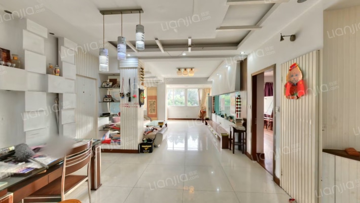 彩虹家园二手房实景图