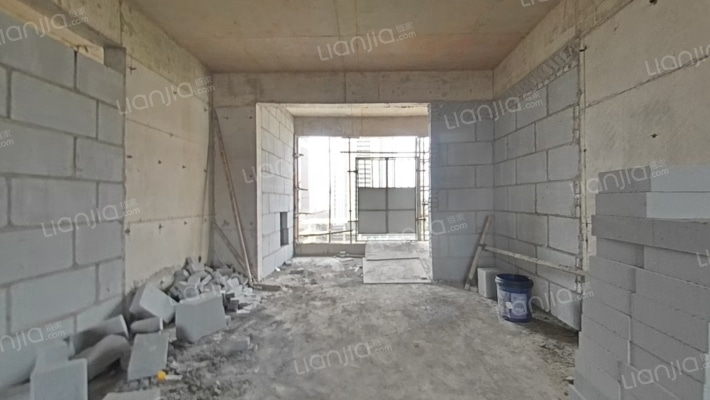 佳利华府二手房实景图