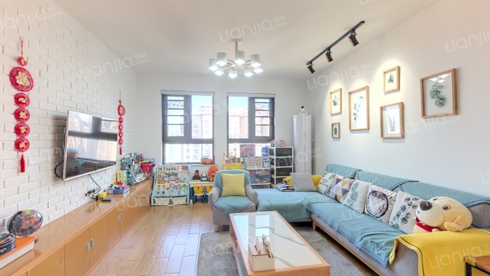 高力金色果缘二手房实景图