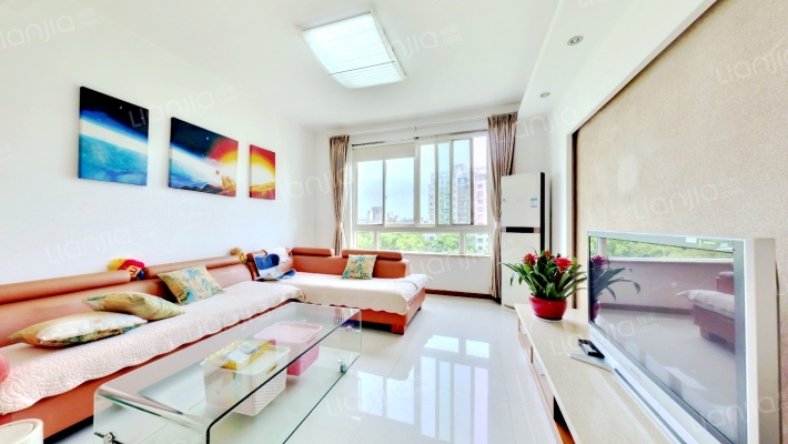 河畔花园二手房实景图