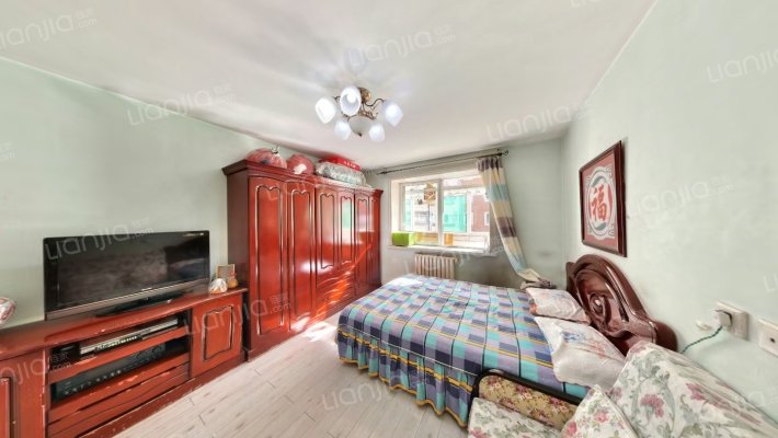 连心里二手房实景图