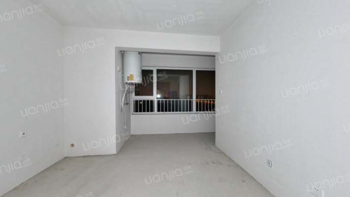 三叶公园二手房实景图