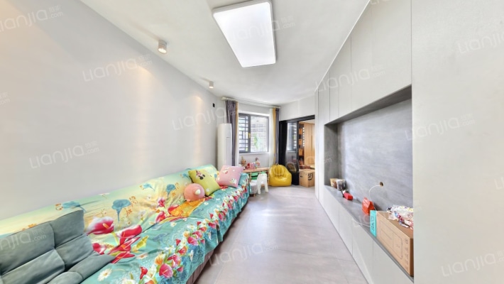 鲁班大厦二手房实景图