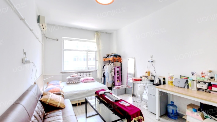 安装公司宿舍二手房实景图