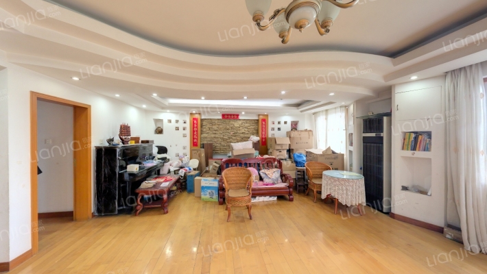 宝隆大厦二手房实景图