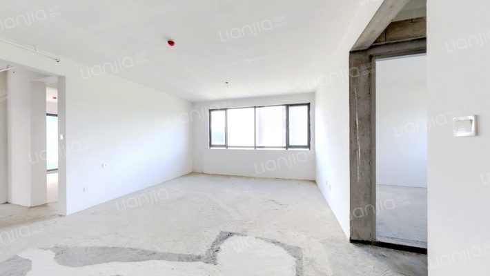 江泰家园二手房实景图