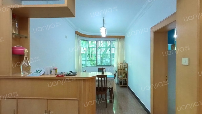 华新小区二手房实景图