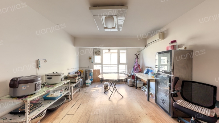 别哈小区二手房实景图