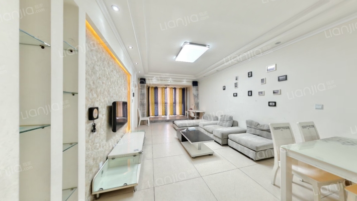 鸿运星城二手房实景图