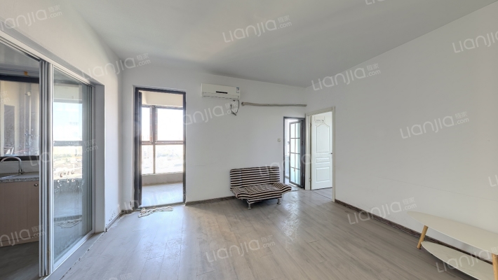 锦天名邸二手房实景图