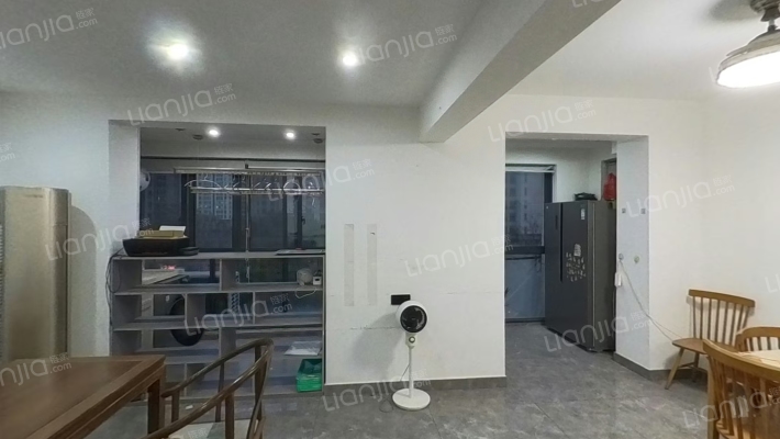 融创晓郡花园一期二手房实景图