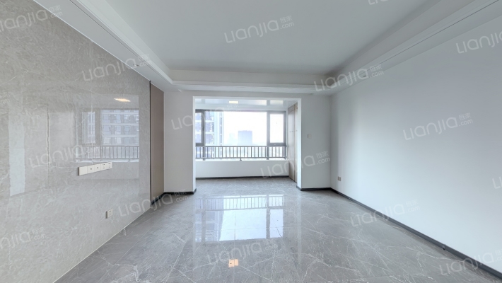 中房·卓越府二手房实景图