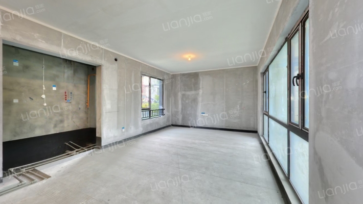 金科博翠山二手房实景图