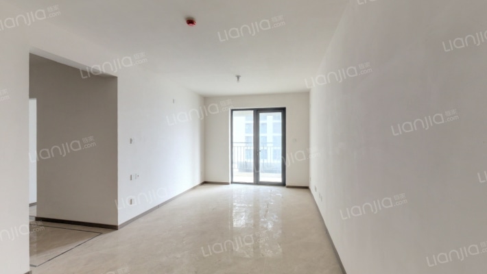 绿地德迈珑璟台二手房实景图