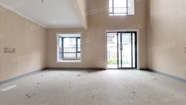 华侨城万科纯水岸二手房实景图