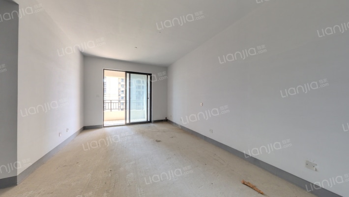 绿地国际博览城二期博翠二手房实景图