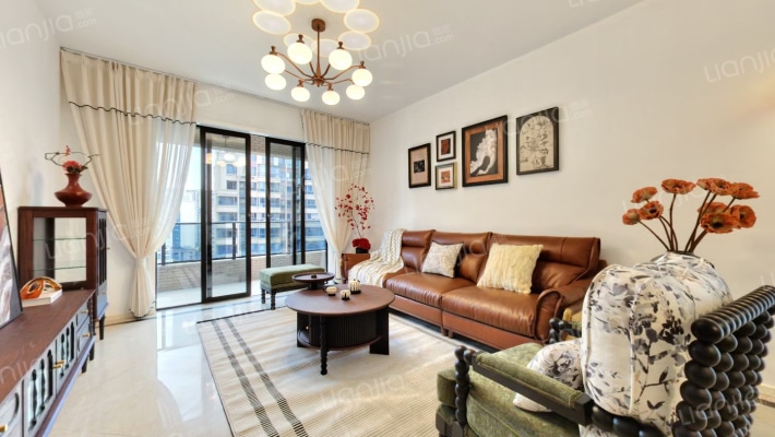 保利金香槟二手房实景图