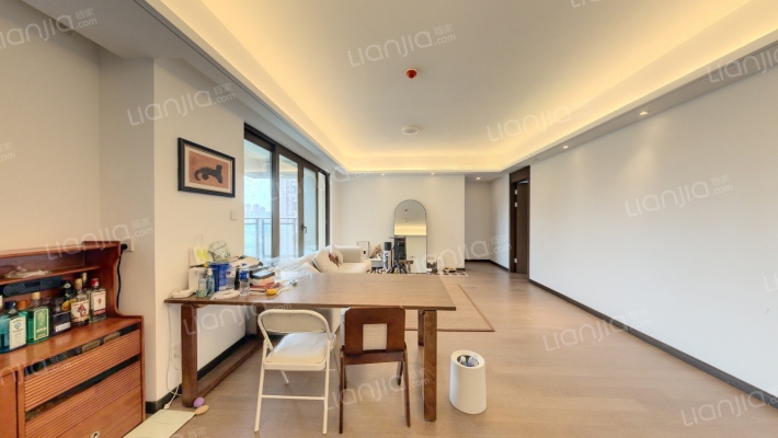 万科金域蓝湾三期二手房实景图