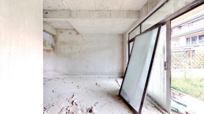 万科城B区别墅二手房实景图