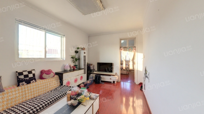 蔡屯西街二手房实景图