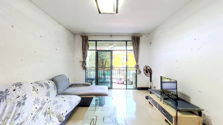 香槟郡二手房实景图