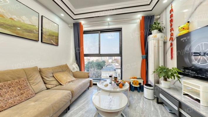 蓝润棠湖春天V客二手房实景图