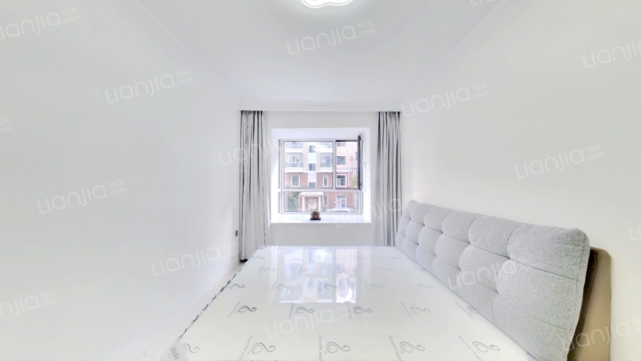 鸿朗花园南区二手房实景图