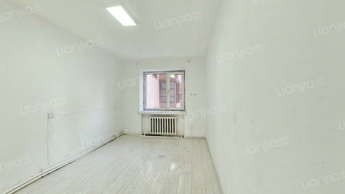 新发小区F区二手房实景图