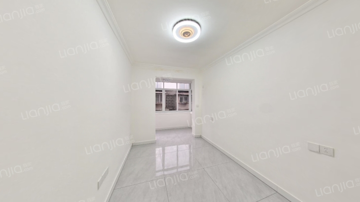 隆兴街32号二手房实景图