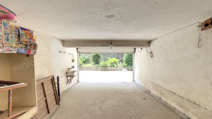 恒利小区西三区二手房实景图