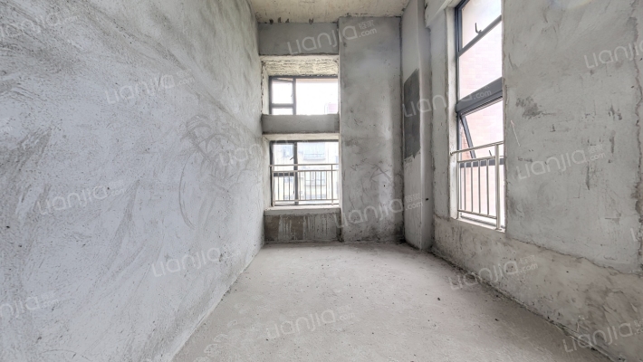 苹果公馆二手房实景图