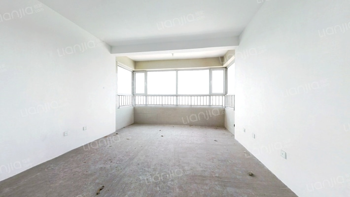 东岳花园二手房实景图