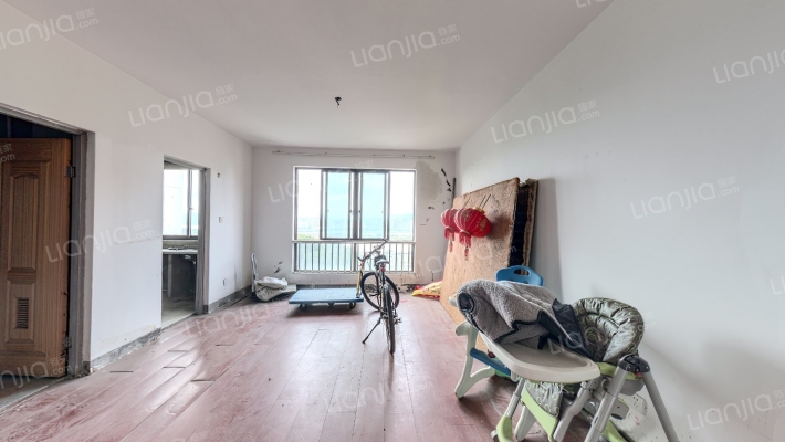 华里嘉苑二手房实景图