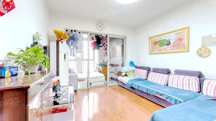 和信融锦云湾二手房实景图