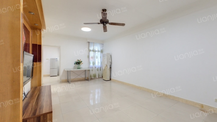 银海花园南区二手房实景图