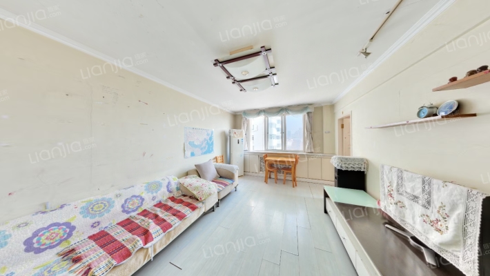 万里大厦二手房实景图