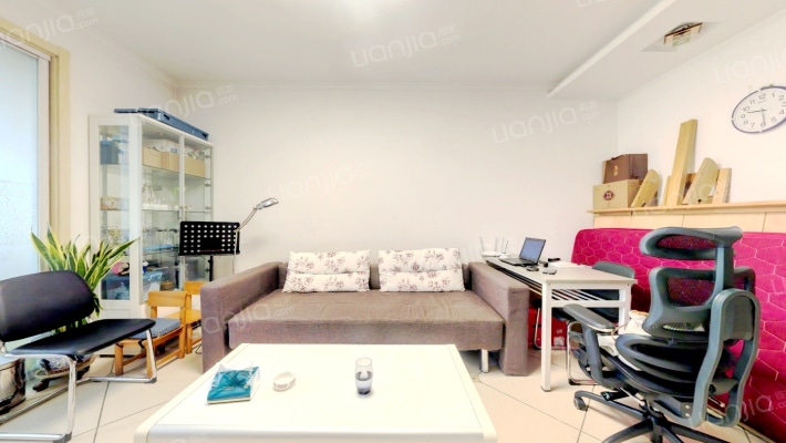 锦泰公交花苑二手房实景图