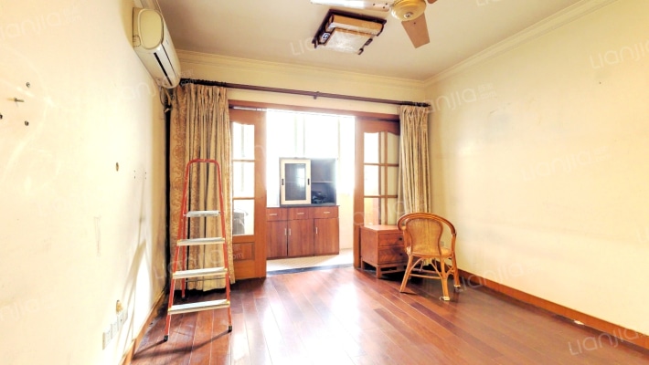 化工小区(长宁)二手房实景图