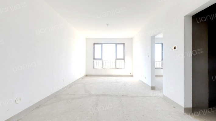 业主急售 满二 视野很赞无遮挡-客厅