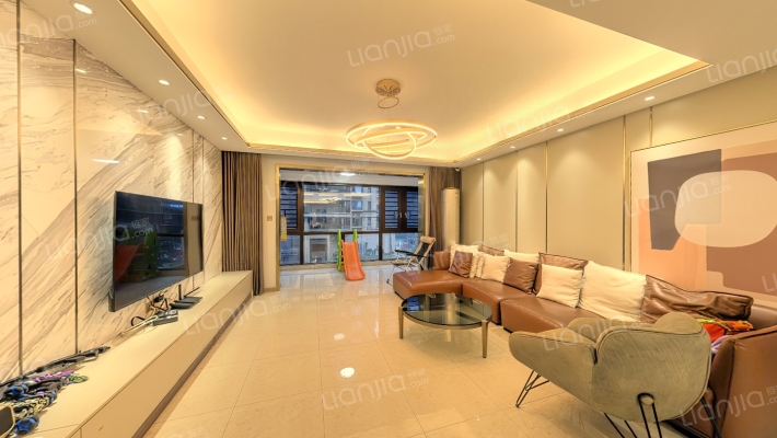 绿地中央广场二期二手房实景图