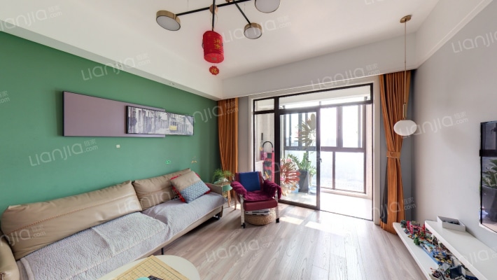 蓝鼎海棠湾二手房实景图