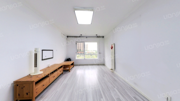 保利春天里二手房实景图