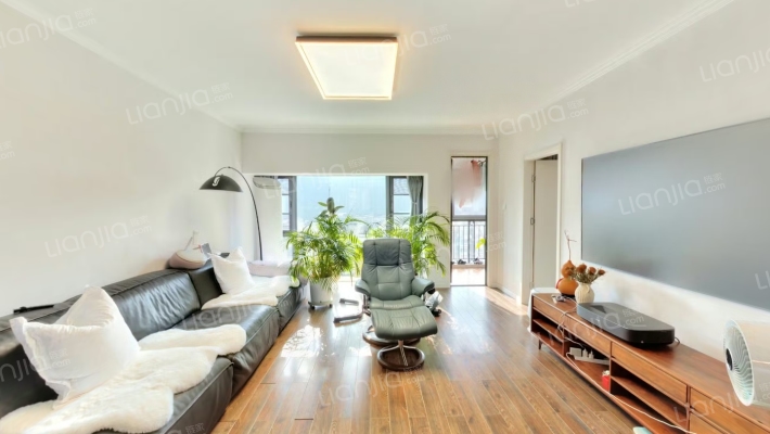 中海塞纳丽舍东苑二手房实景图