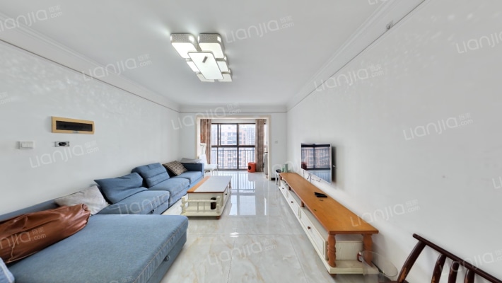 芒果雅苑二手房实景图