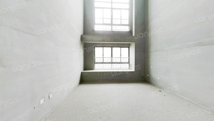 恒威清扬华庭二手房实景图