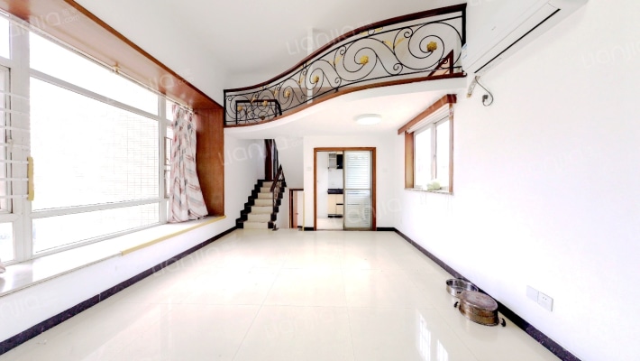 天琴阁二手房实景图