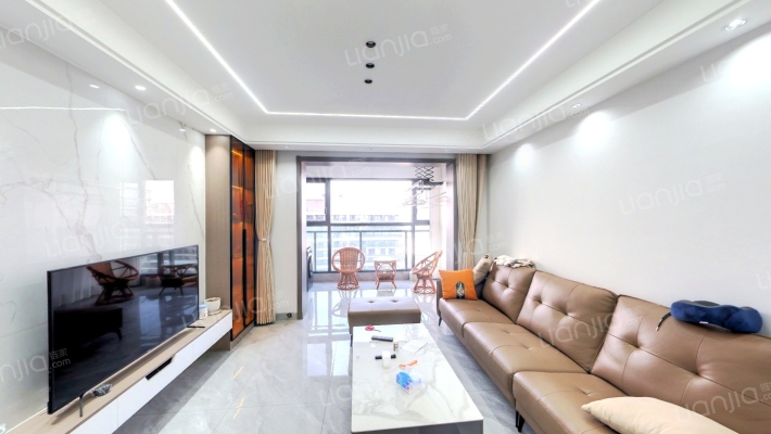 天地凤凰城二手房实景图