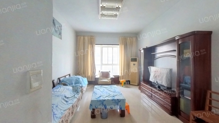 新景花园二手房实景图