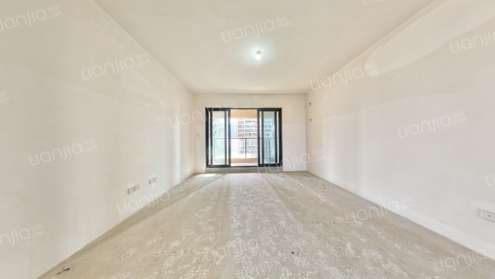 中南融创玖华台邸二手房实景图