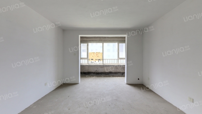 鸿泰吉祥苑二手房实景图